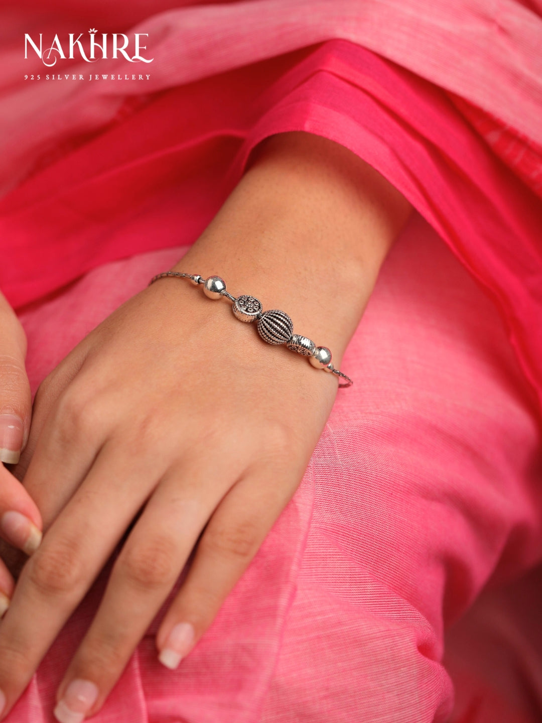 Maaya Silver Kada