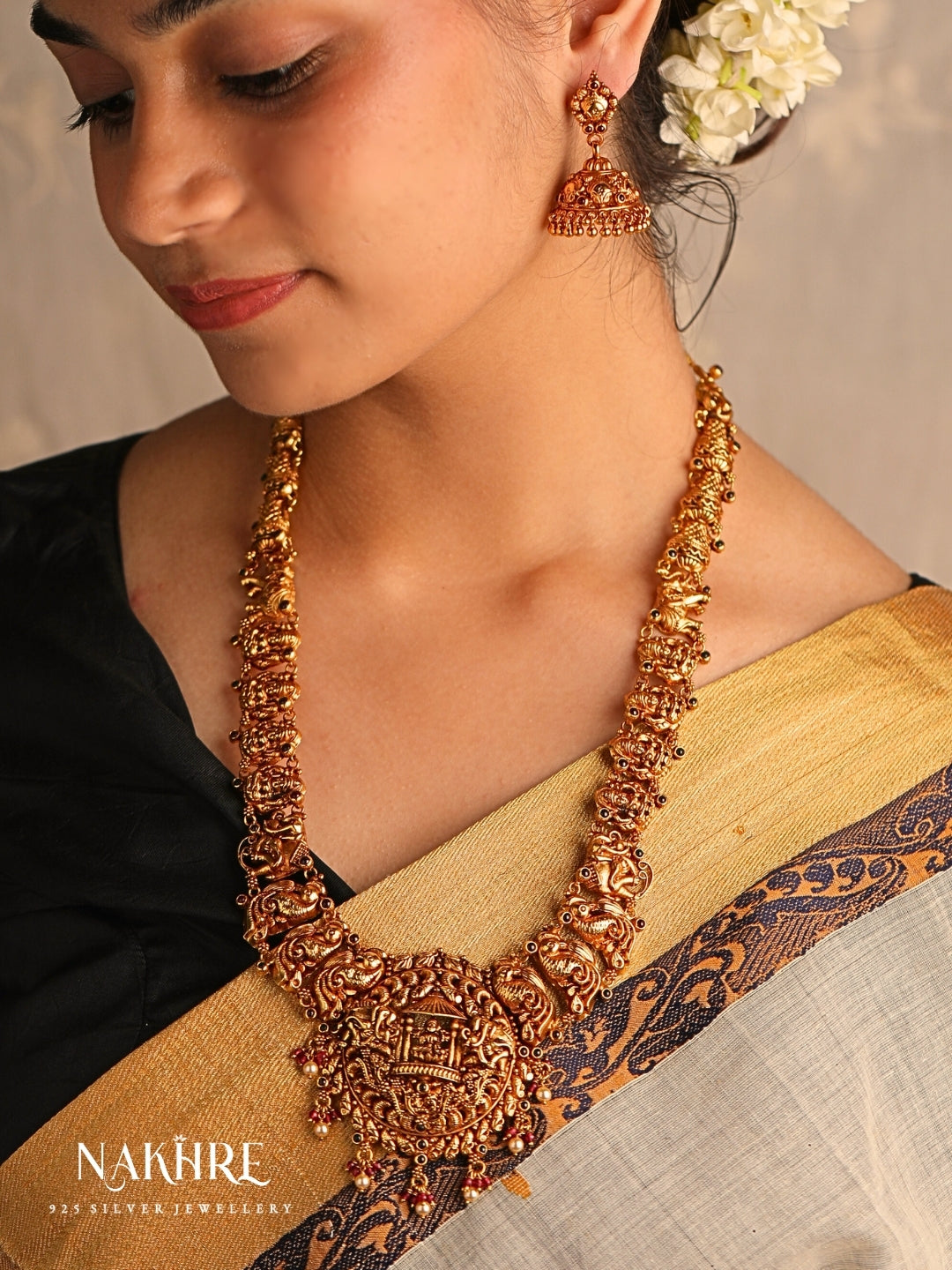 Veda Jiva Necklace Set