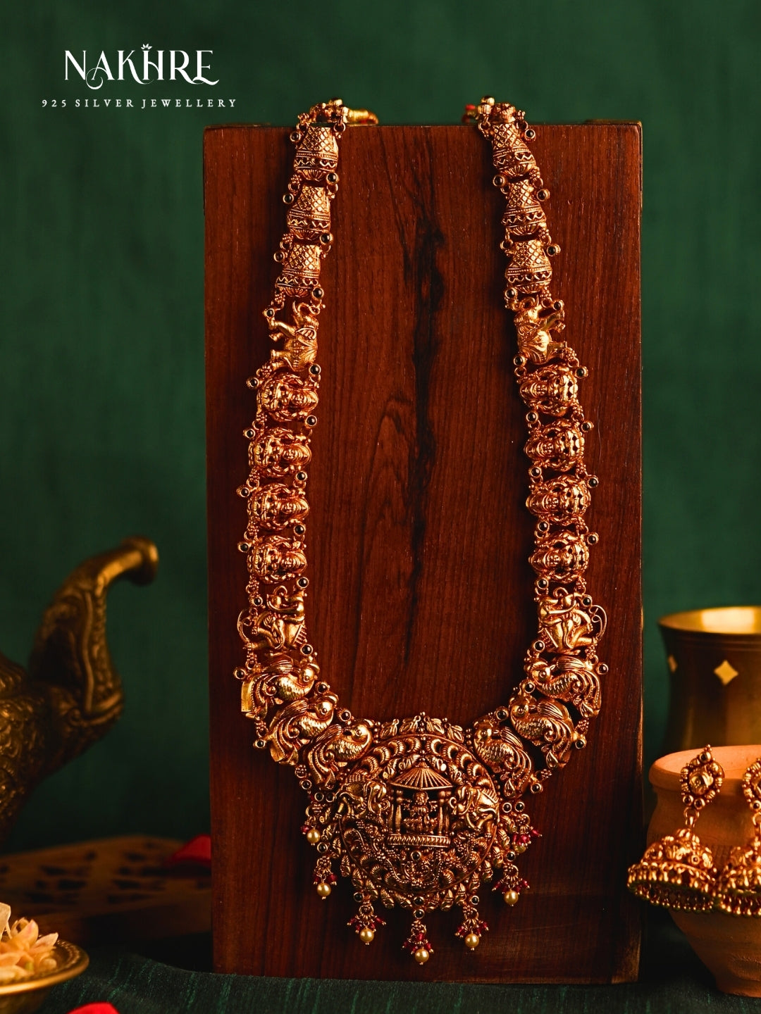 Veda Jiva Necklace Set