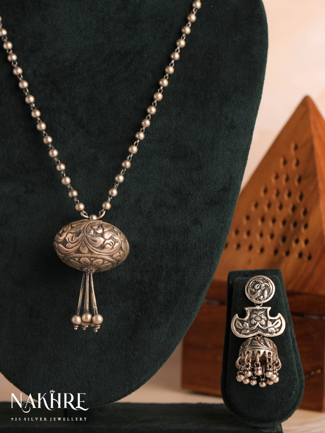 Maya Nriti Veda Necklace Set