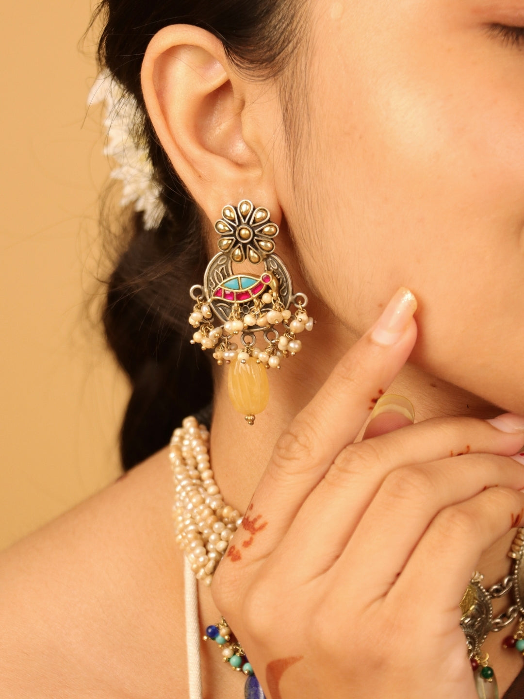 Nazaakat Tarang Choker Set
