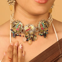 Nazaakat Tarang Choker Set
