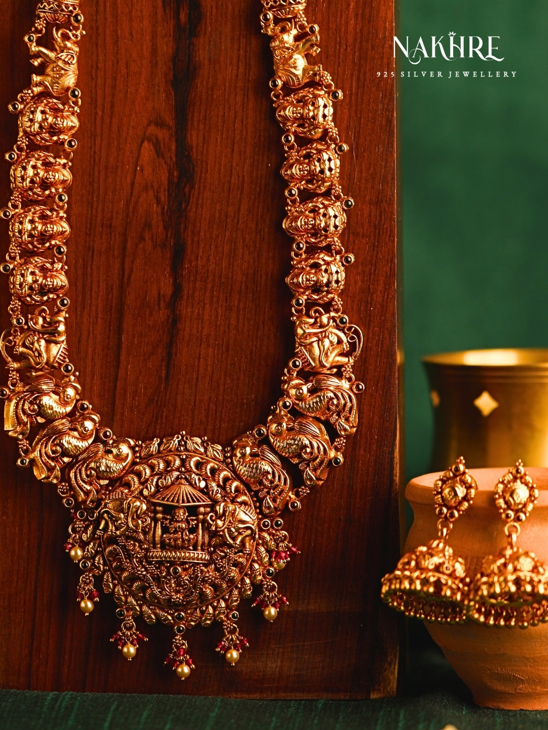 Veda Jiva Necklace Set