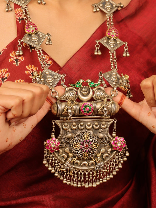 NAZAAKAT MAYUR SILVER SET