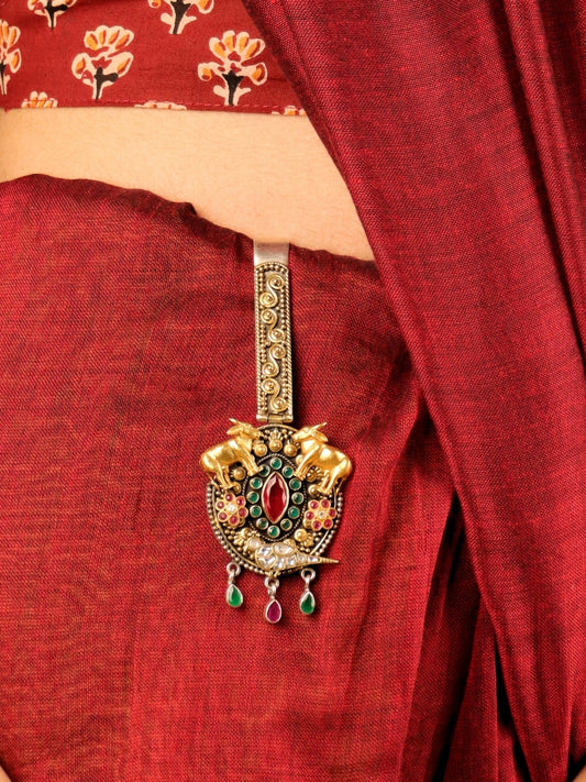 NAZAAKAT SATKA KEYCHAIN