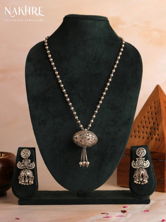 Maya Nriti Veda Necklace Set