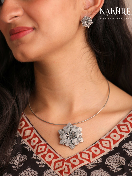 Phool Hasli Set