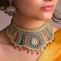 Maya Ras Viraasat Necklace Set