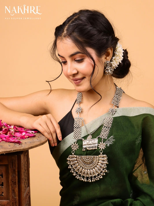 Maya Vajrapankh Necklace Set