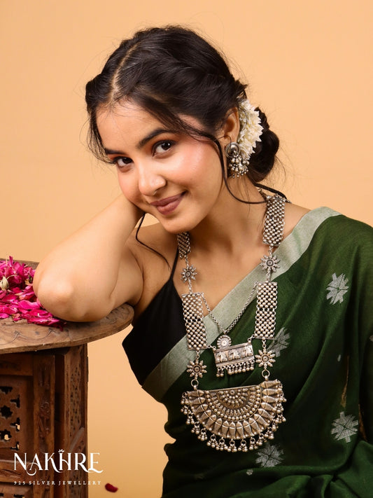 Maya Vajrapankh Necklace Set