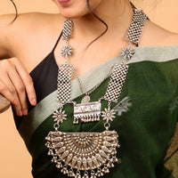 Maya Vajrapankh Necklace Set
