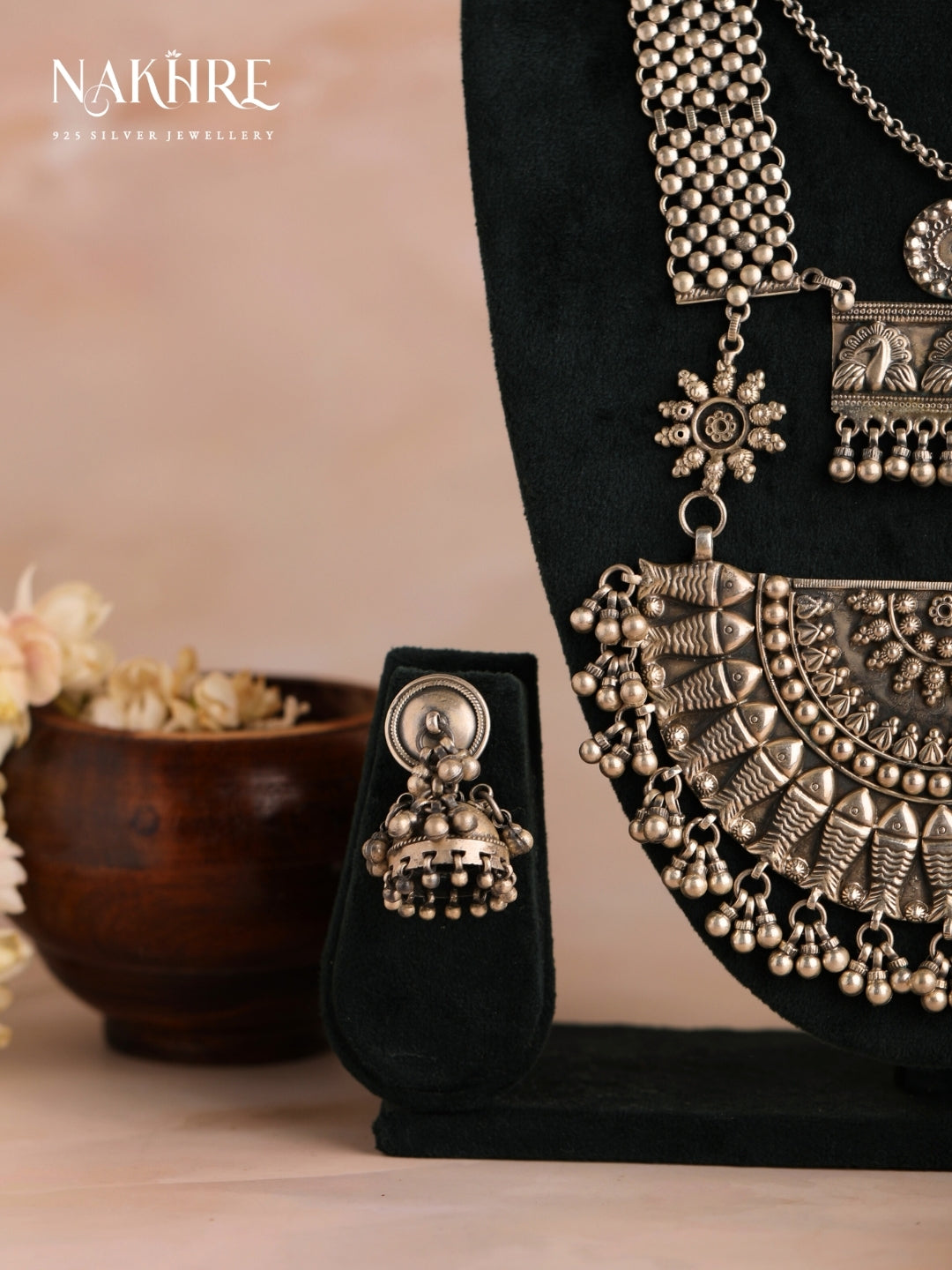 Maya Vajrapankh Necklace Set