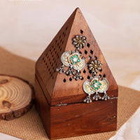 Nazakat Ashva Earrings
