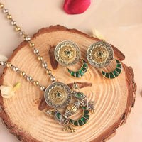 Nazaakat Chaand Set